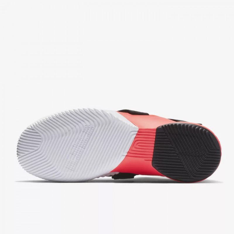 SEPATU BASKET NIKE Lebron Soldier XII SFG
