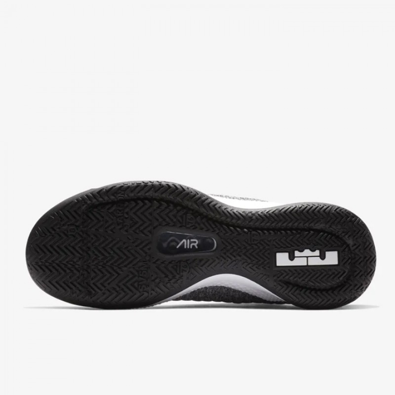 SEPATU BASKET NIKE Lebron Witness 3 EP