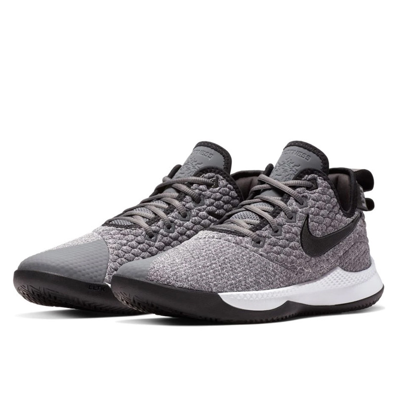 SEPATU BASKET NIKE Lebron Witness 3