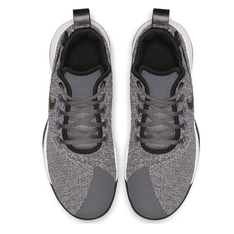 SEPATU BASKET NIKE Lebron Witness 3