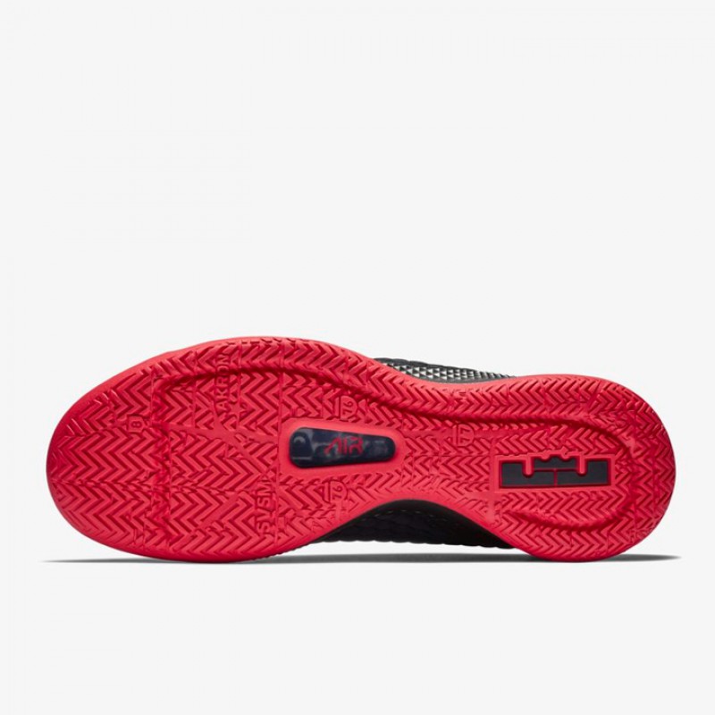SEPATU BASKET NIKE Lebron Witness 3