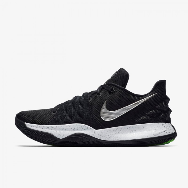 Nike Lower Basket Sepatu Basket Nike Kyrie Low Black