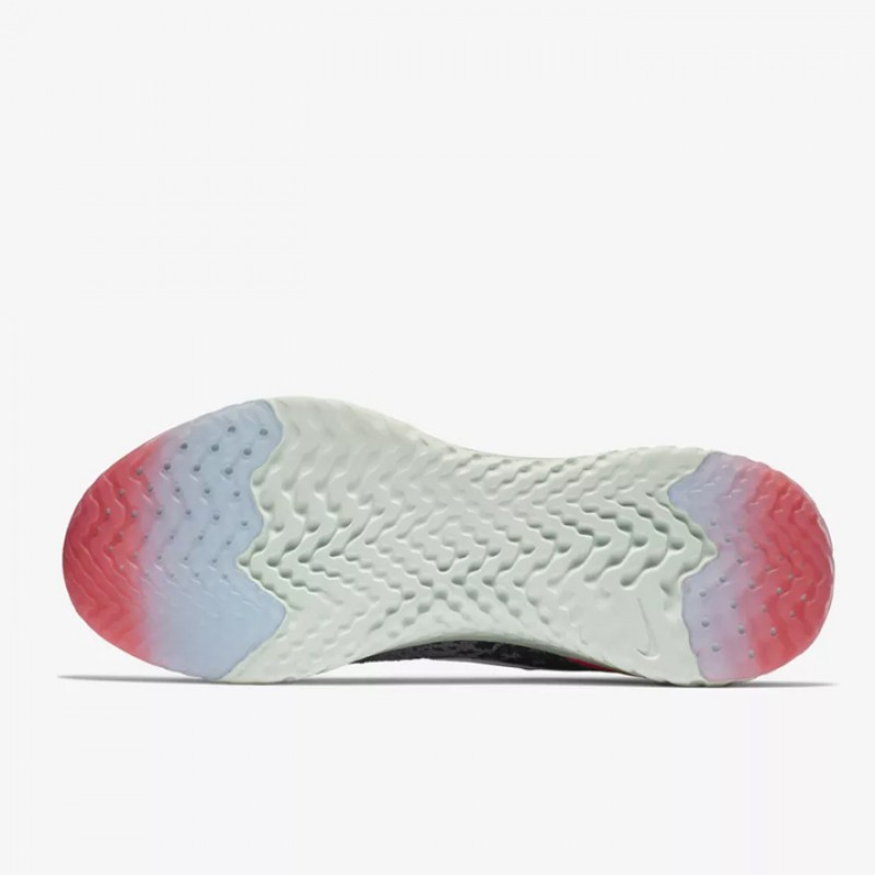 SEPATU LARI NIKE Epic React Flyknit