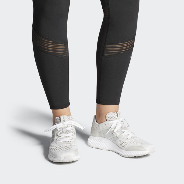 SEPATU LARI ADIDAS Wmns Aerobounce 2