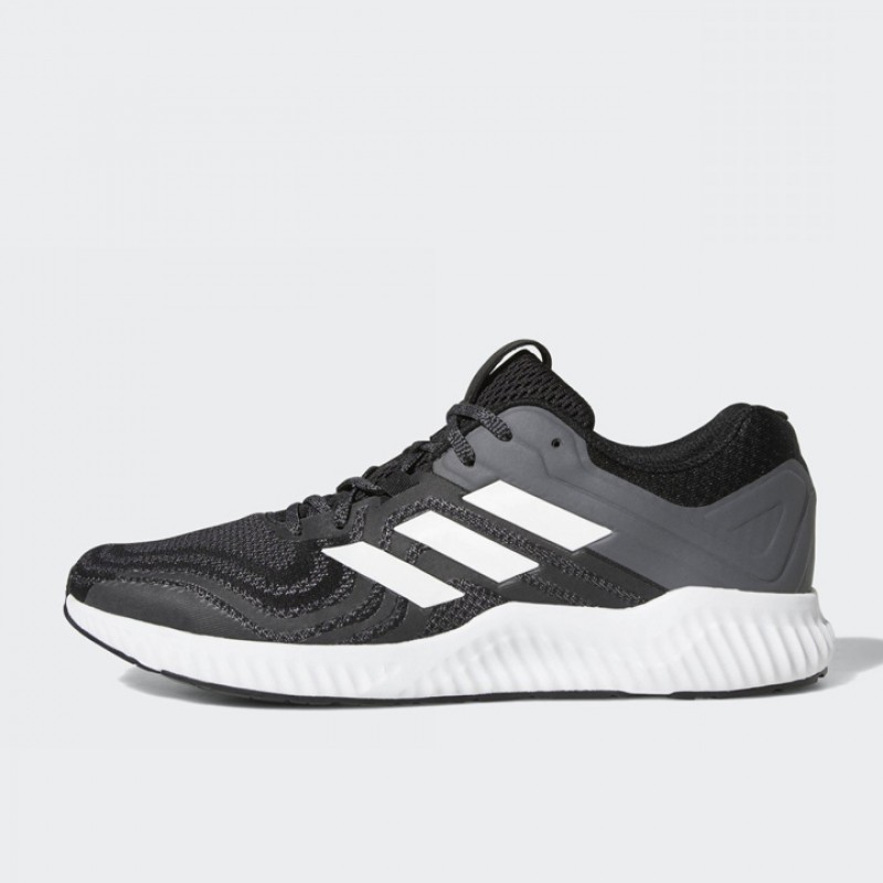 SEPATU LARI ADIDAS Aerobounce 2 ST