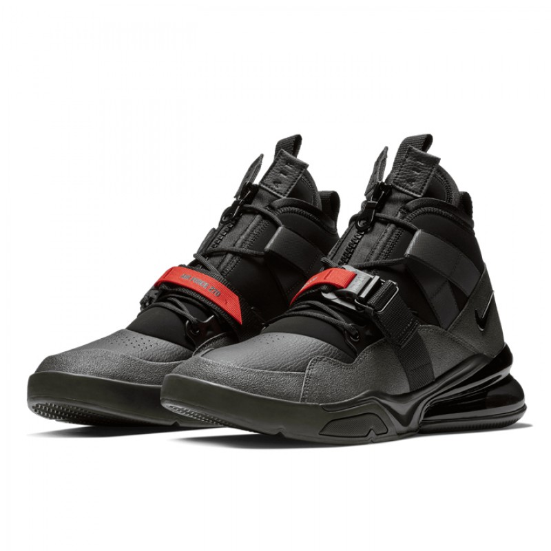 SEPATU SNEAKERS NIKE Air Force 270 Utility