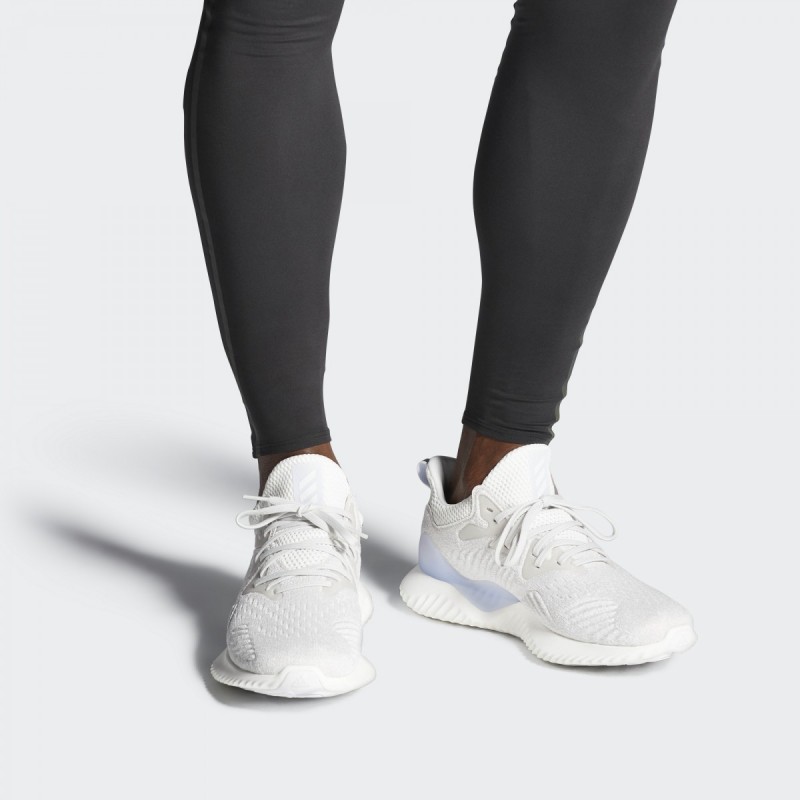SEPATU LARI ADIDAS Alphabounce Beyond