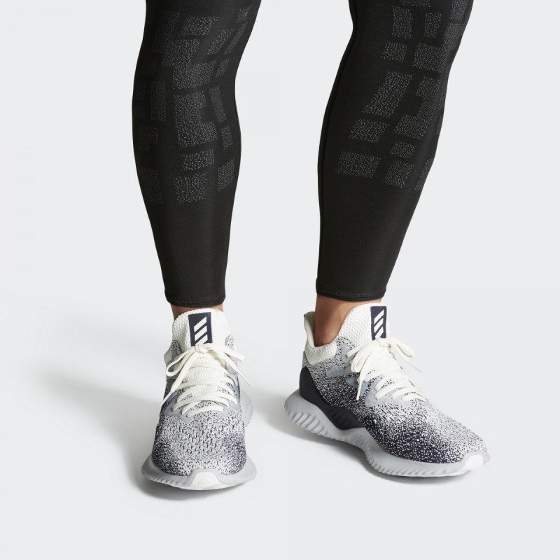 SEPATU LARI ADIDAS Alphabounce Beyond