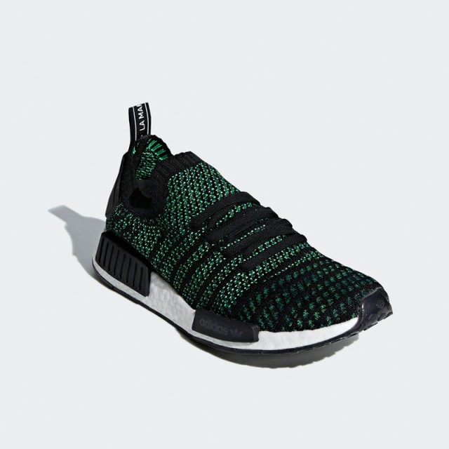 SEPATU SNEAKERS ADIDAS NMD R1 STLT Primeknit
