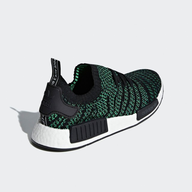 SEPATU SNEAKERS ADIDAS NMD R1 STLT Primeknit