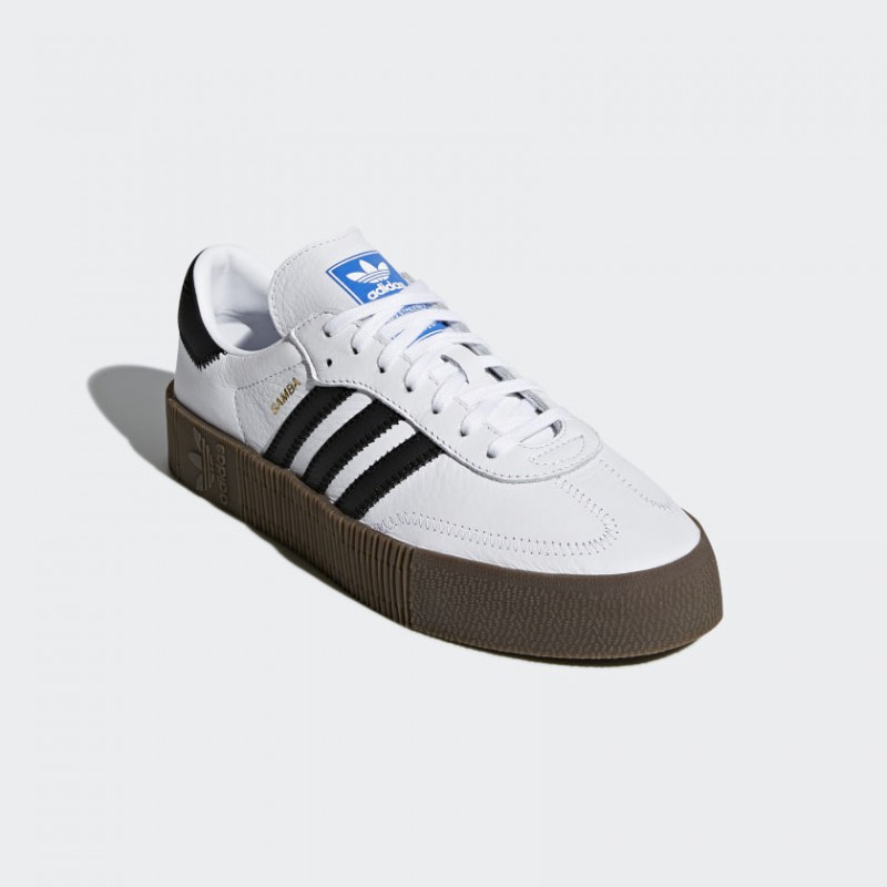 SEPATU SNEAKERS ADIDAS Wmns Sambarose