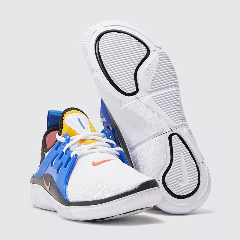 SEPATU LARI NIKE Acalme