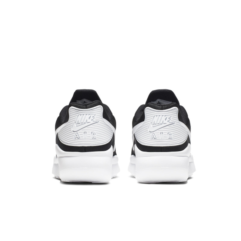 SEPATU SNEAKERS NIKE Air Max Oketo