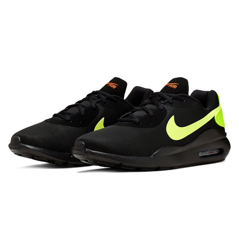 SEPATU SNEAKERS NIKE Air Max Oketo