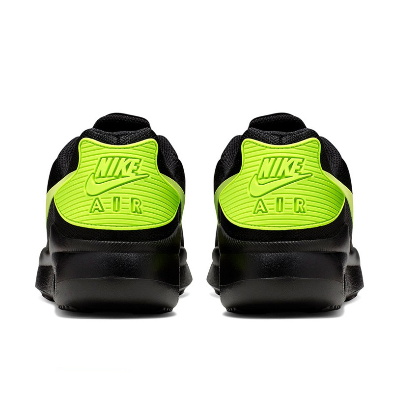 SEPATU SNEAKERS NIKE Air Max Oketo