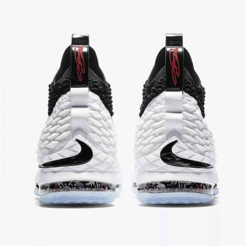 SEPATU BASKET NIKE Lebron 15