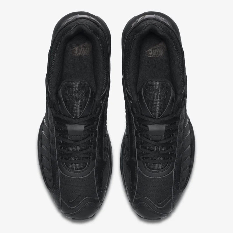 SEPATU SNEAKERS NIKE Air Max Tailwind 4