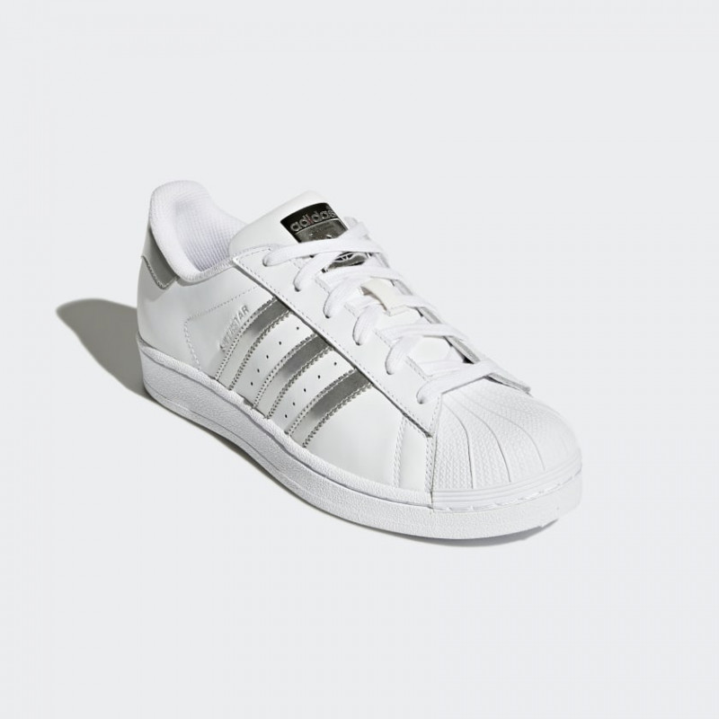 SEPATU SNEAKERS ADIDAS Wmns Superstar