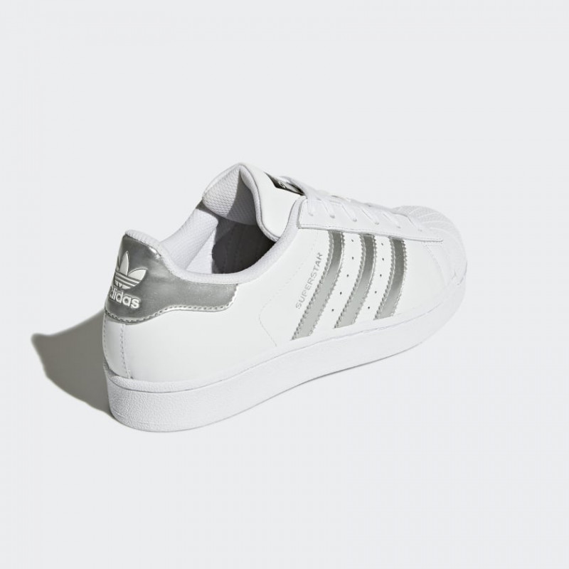 SEPATU SNEAKERS ADIDAS Wmns Superstar
