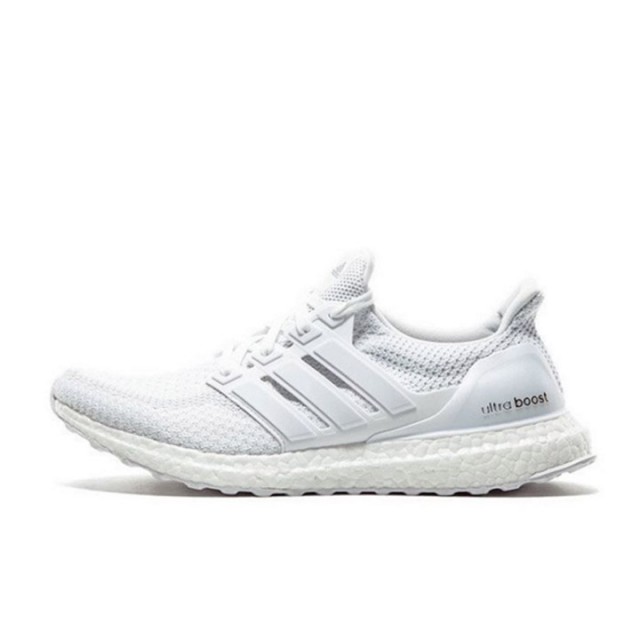 SEPATU LARI ADIDAS Ultra Boost