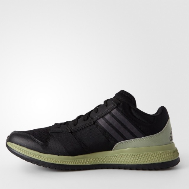 SEPATU LARI ADIDAS ZG Bounce Trainer 