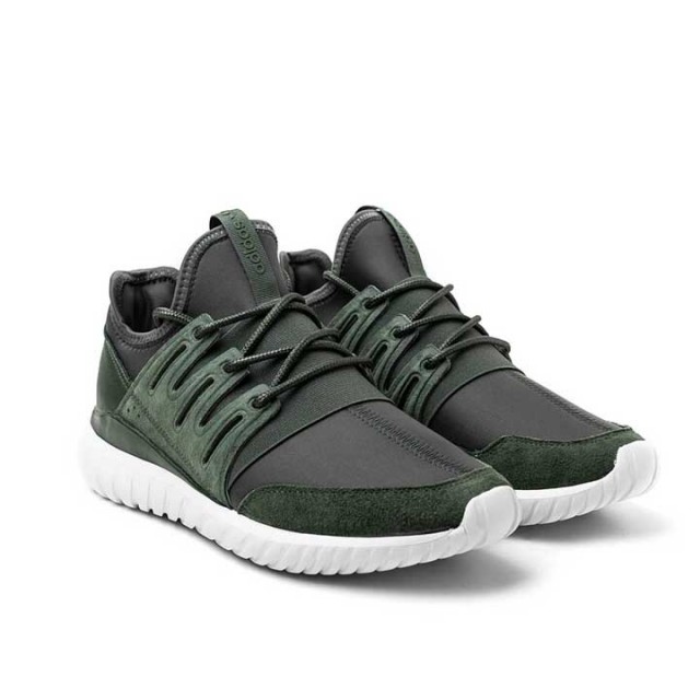 SEPATU SNEAKERS ADIDAS Tubular Radial