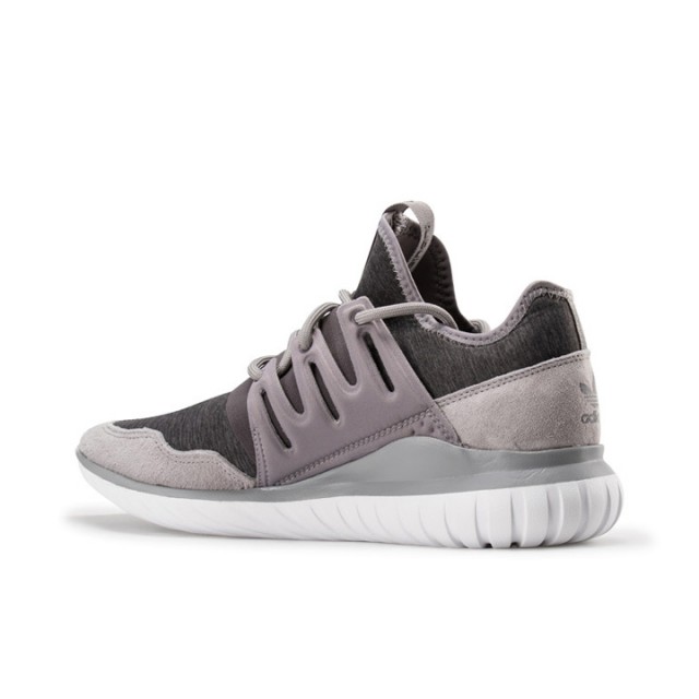 SEPATU SNEAKERS ADIDAS Tubular Radial