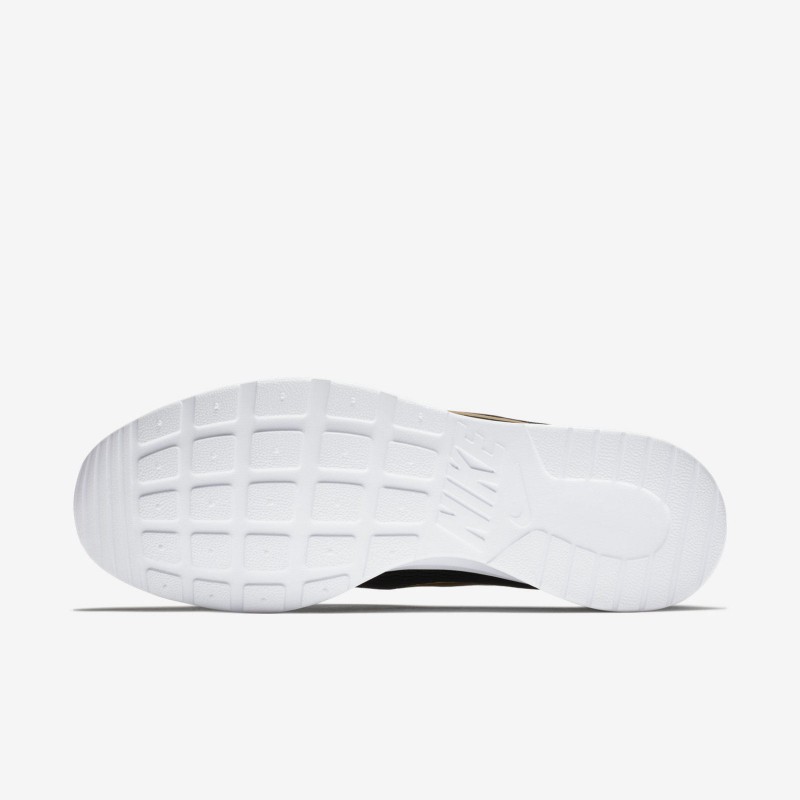 SEPATU SNEAKERS NIKE Tanjun