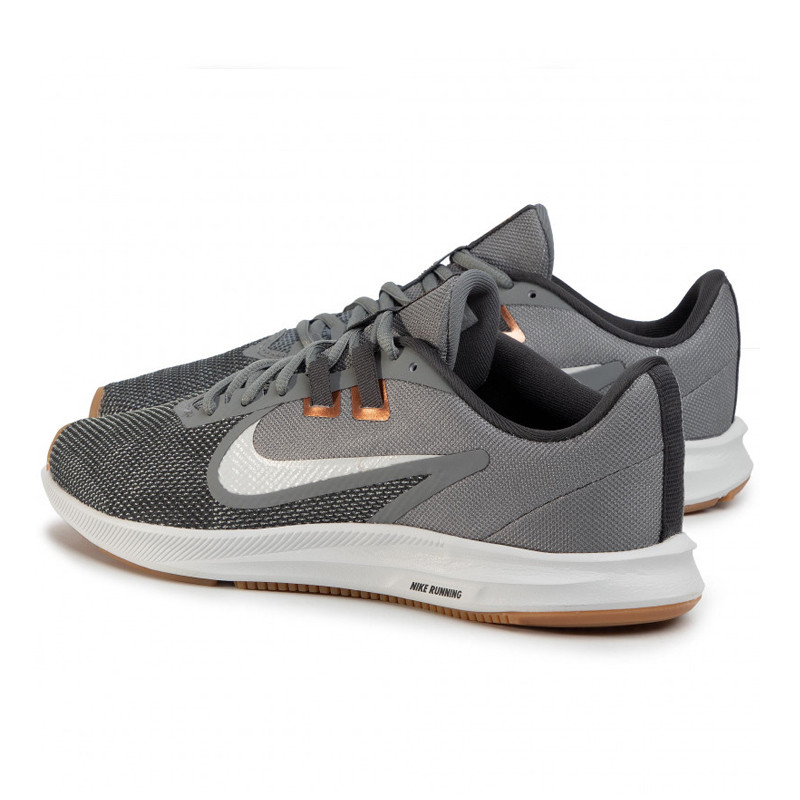 SEPATU LARI NIKE Downshifter 9