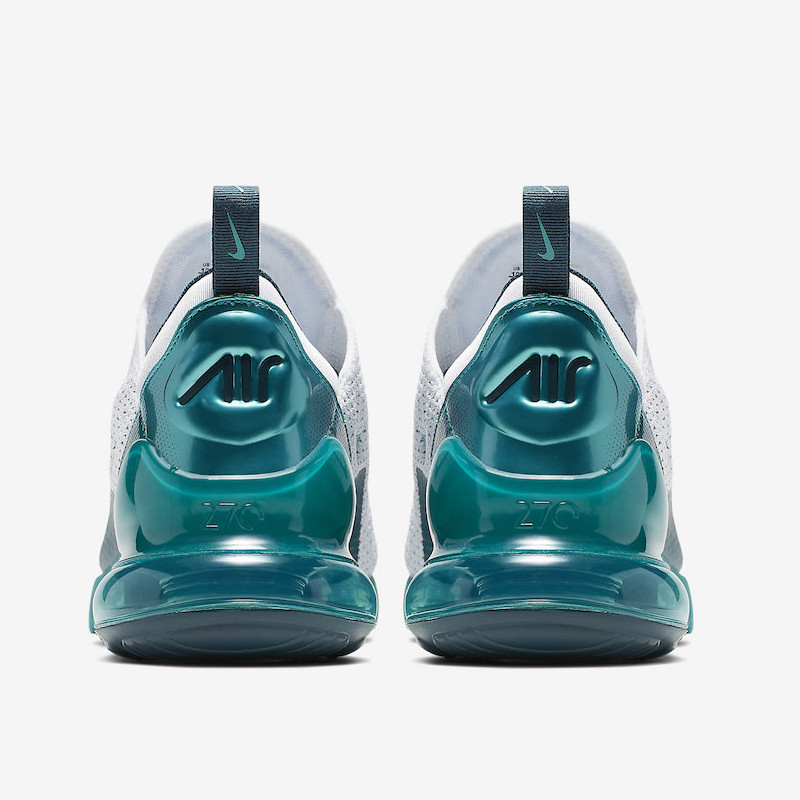 SEPATU SNEAKERS NIKE Air Max 270 SE