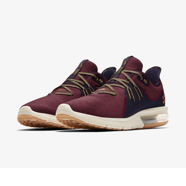 SEPATU SNEAKERS NIKE Air Max Sequent 3 PRM Varsity