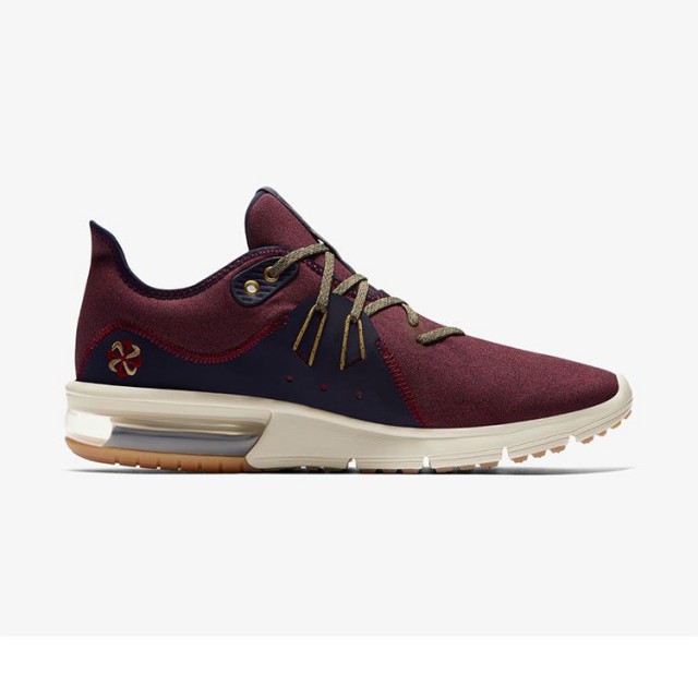 SEPATU SNEAKERS NIKE Air Max Sequent 3 PRM Varsity