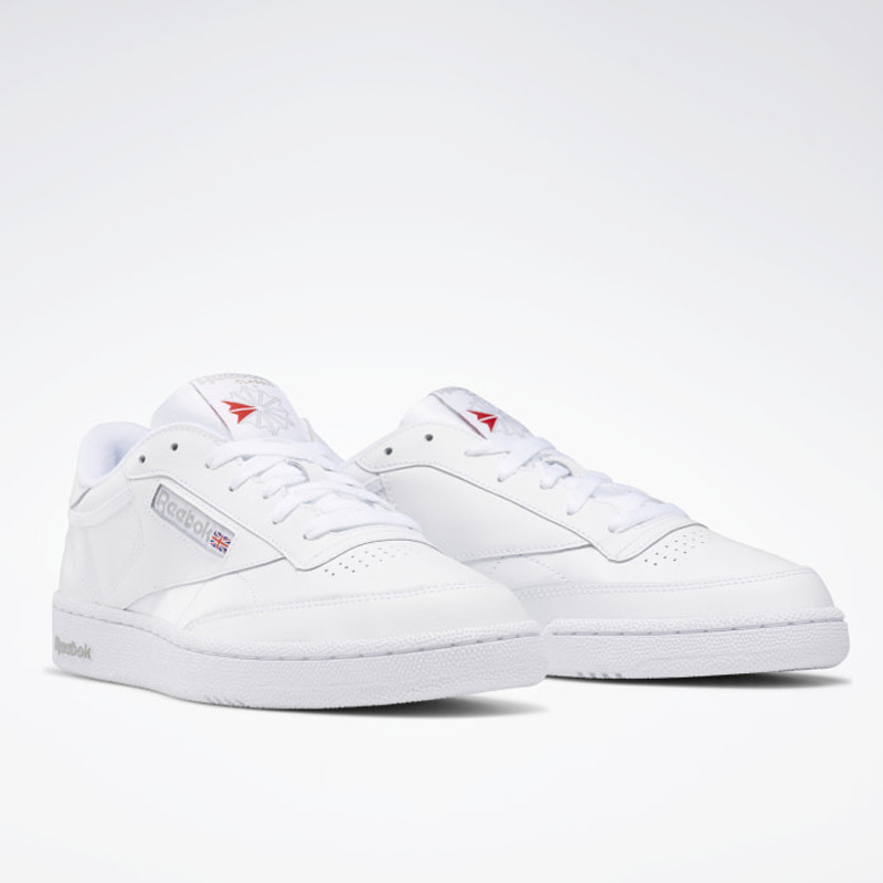 SEPATU SNEAKERS REEBOK Club C 85