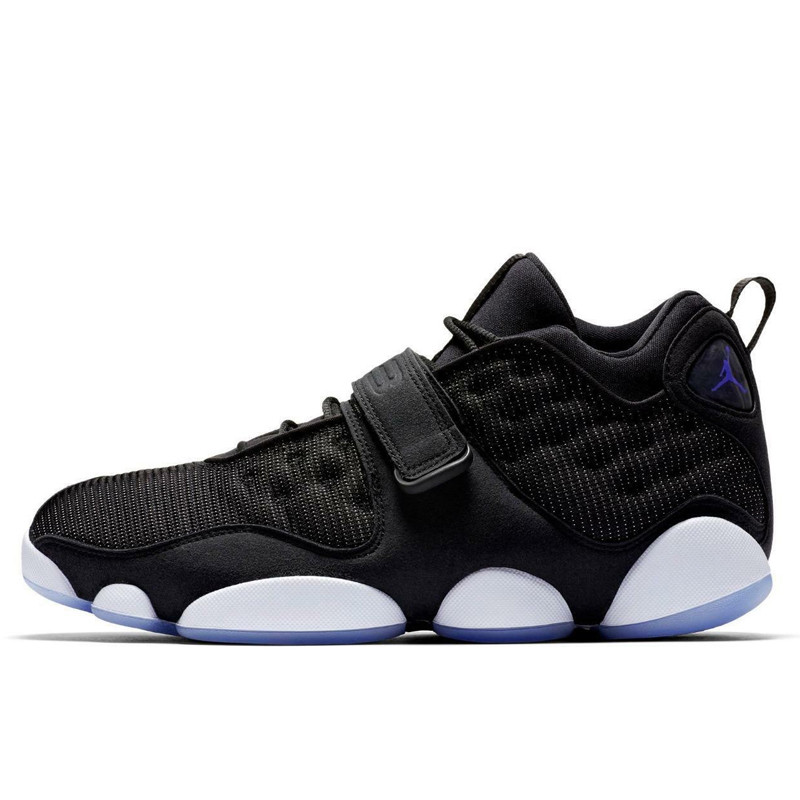SEPATU BASKET AIR JORDAN Black Cat