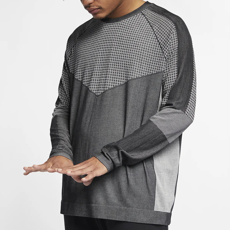 Sportswear Tech Pack Long Sleeve Tee foto 3