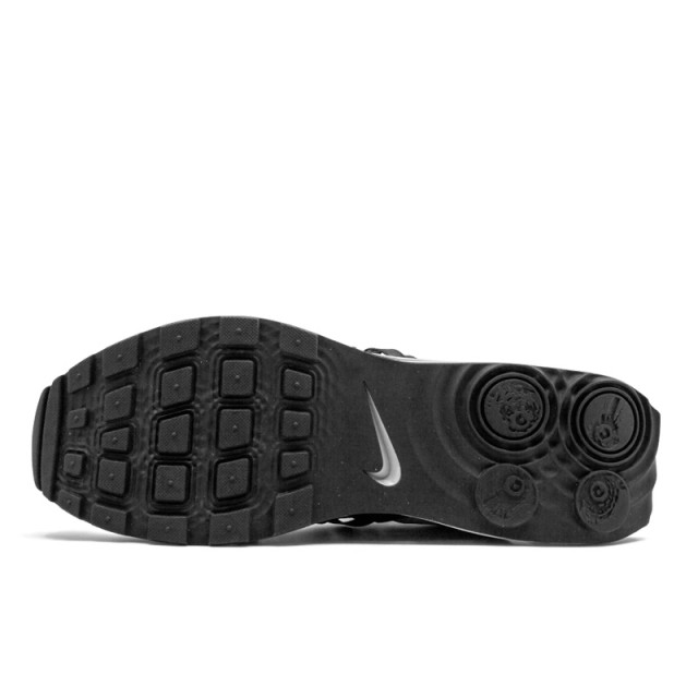 SEPATU TRAINING NIKE Shox Gravity