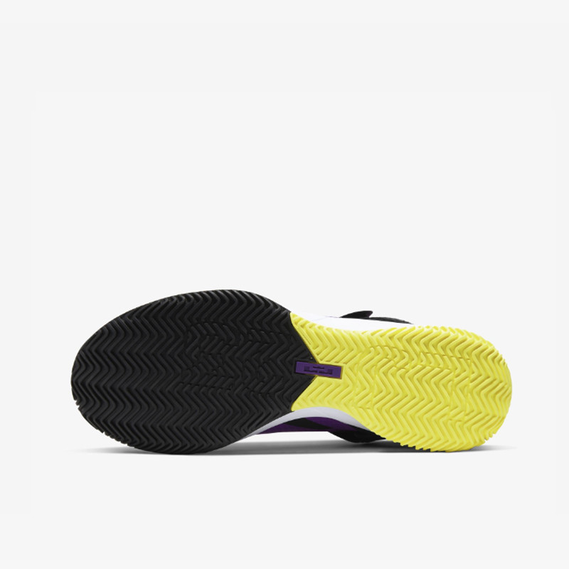 SEPATU BASKET NIKE Lebron Soldier 13 Sfg Ep
