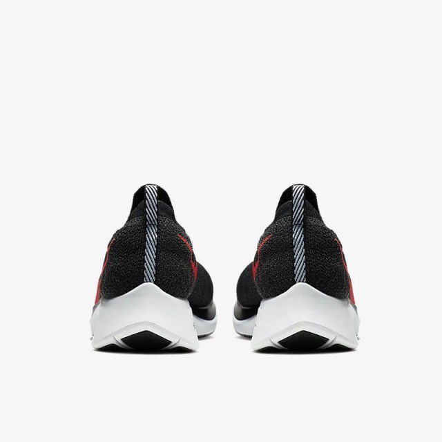 SEPATU LARI NIKE Zoom Fly Flyknit