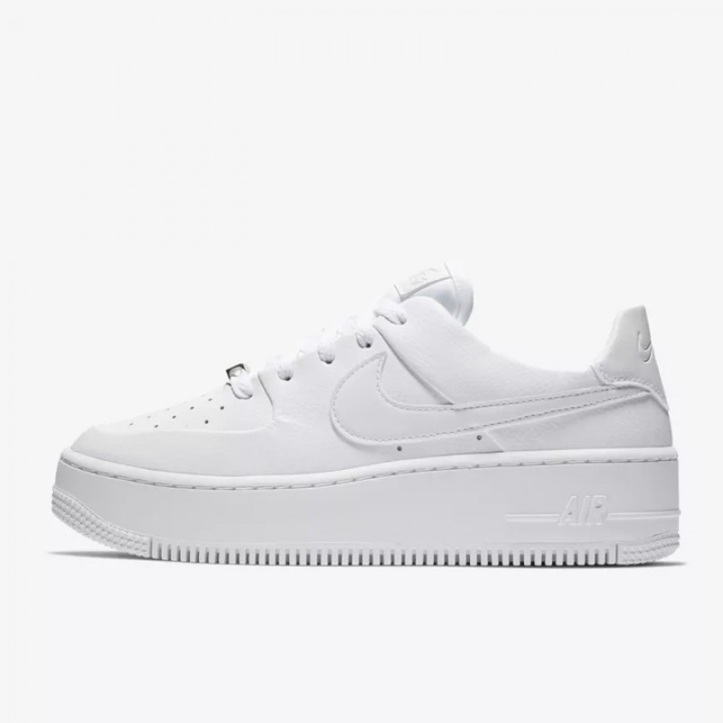 SEPATU SNEAKERS NIKE Wmns Air Force 1 Sage Low