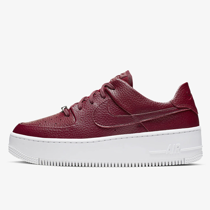 Sepatu Sneakers Nike Wmns Air Force Sage Low Team Red