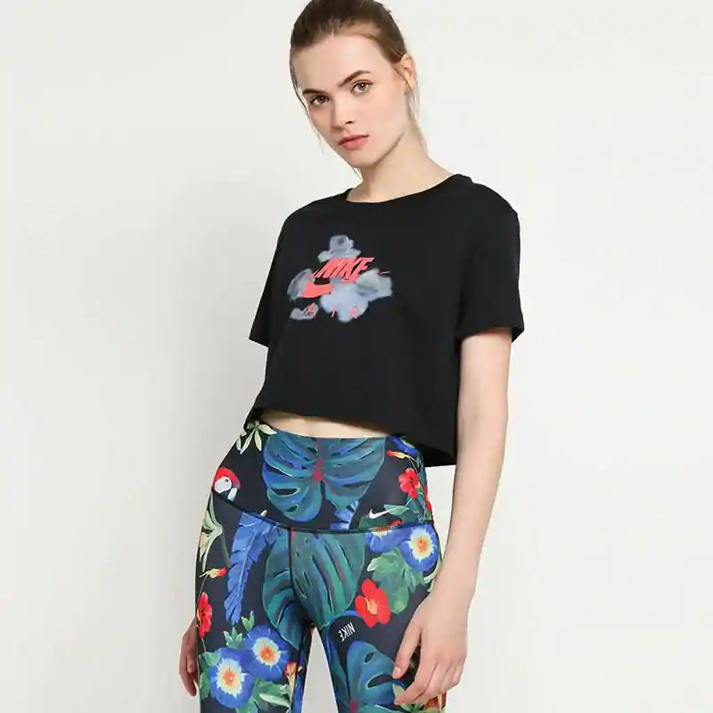 BAJU TRAINING NIKE Wmns Sportswear Tee Crop Air