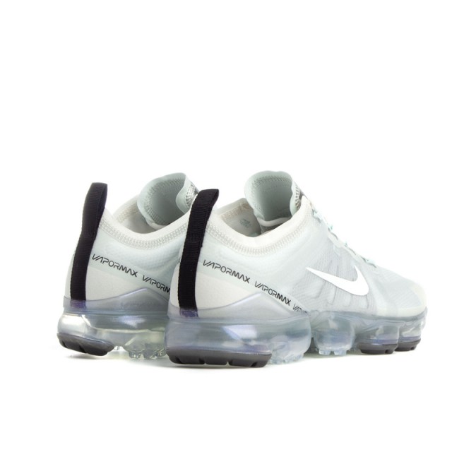 SEPATU LARI NIKE Wmns Air Vapormax 2019