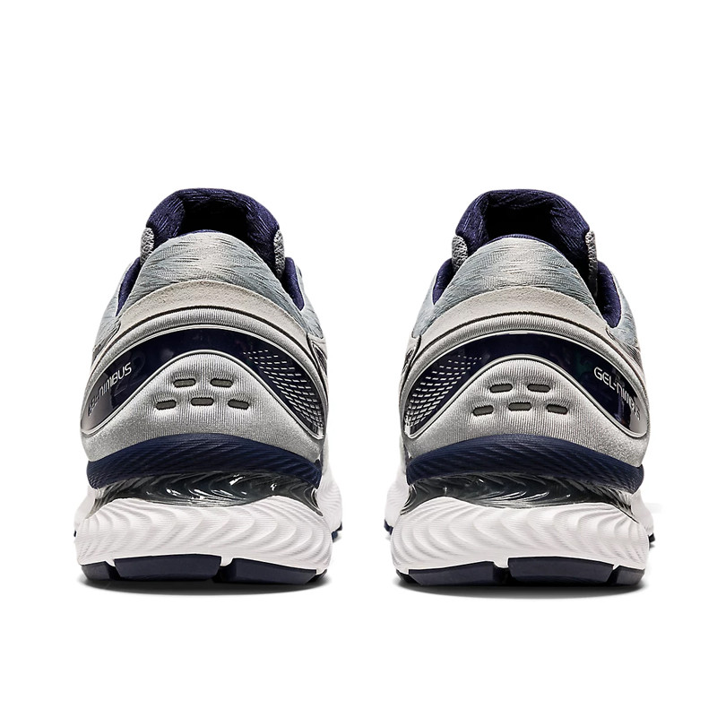 SEPATU LARI ASICS Gel-Nimbus 22
