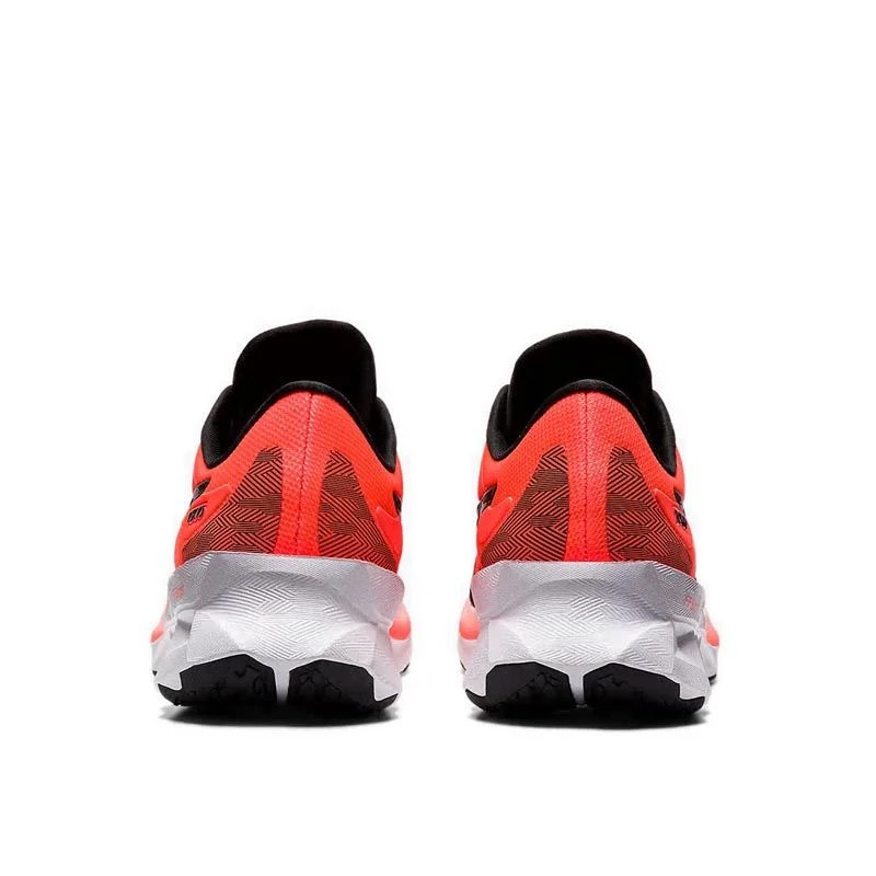 SEPATU LARI ASICS Novablast Tokyo