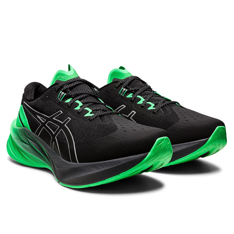 SEPATU LARI ASICS Novablast 3 Lite-show