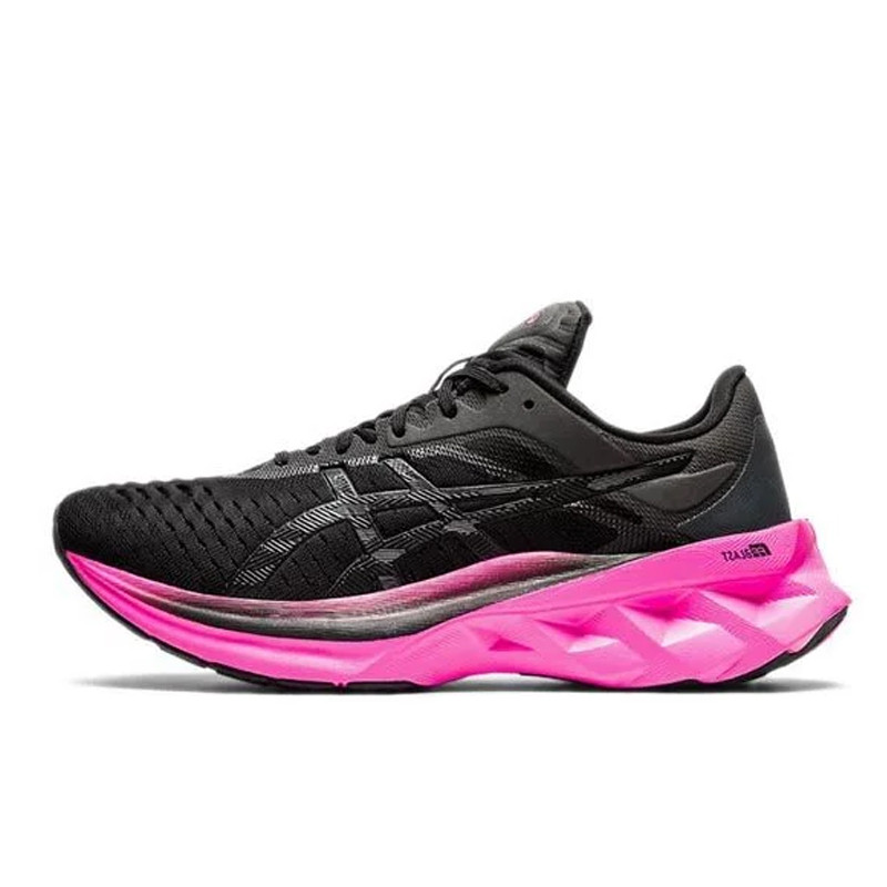 SEPATU LARI ASICS Wmns Novablast