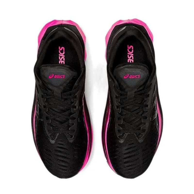 SEPATU LARI ASICS Wmns Novablast