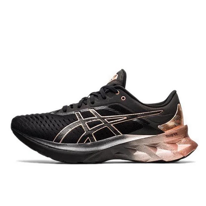 SEPATU LARI ASICS Wmns Novablast Platinum