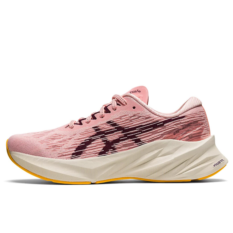 SEPATU LARI ASICS Wmns Novablast 3