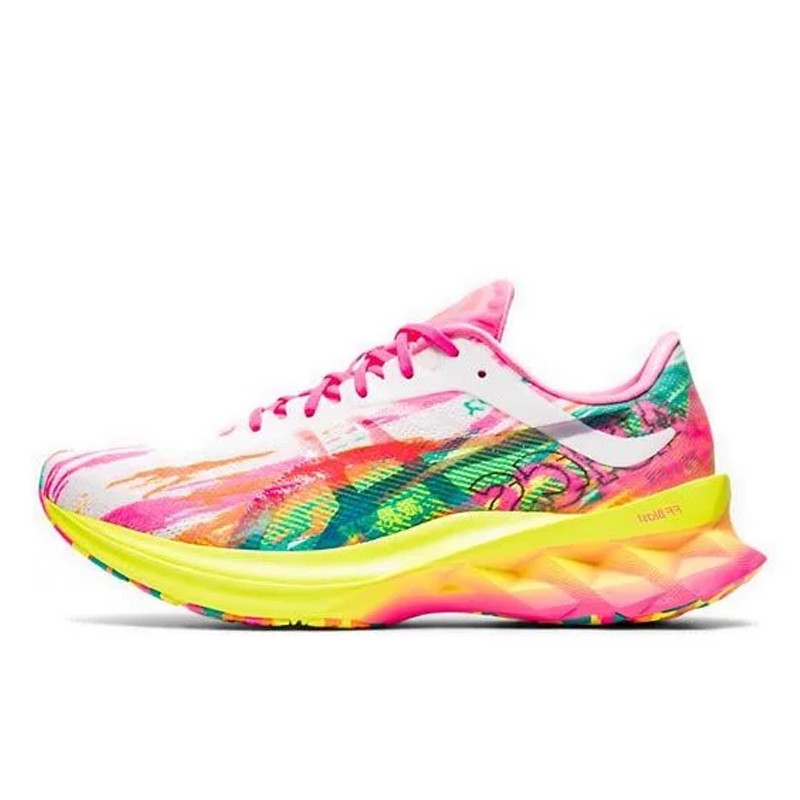 SEPATU LARI ASICS Wmns Novablast